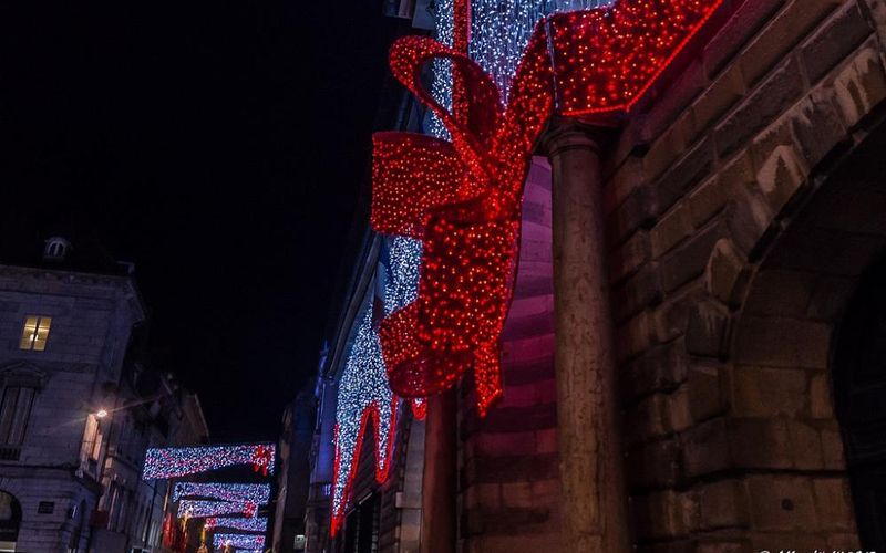 Retour avec les lumières - 2 -