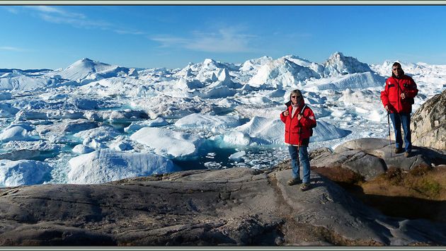 Vues panoramiques sur Isfjord (Icefjord) et au loin, dans la Baie de Sermermiut, des baleines - Ilulissat - Baie de Disko - Groenland
