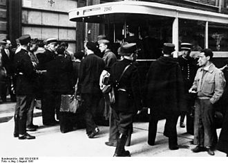 Les rafles en 1942