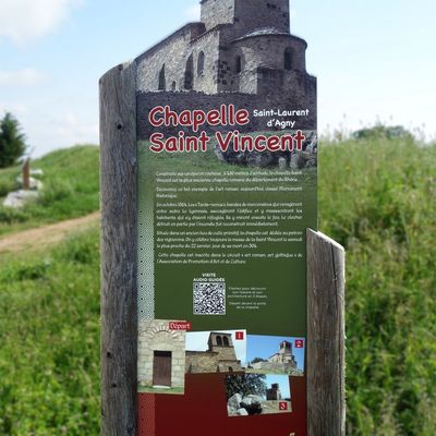 La chapelle romane St Vincent à St Laurent d'Agny