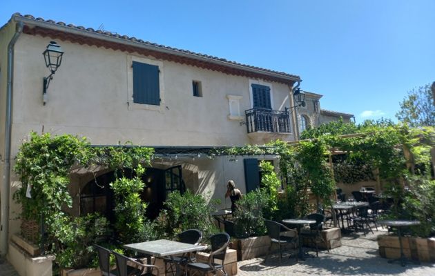 LE PARADOU (Bouches-du-Rhone - 13)