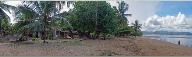 Sur la plage d'Antanambe - Nosy Sakatia - Madagascar