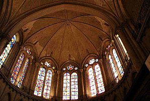 la Cathédrale d'Angers: les vitraux