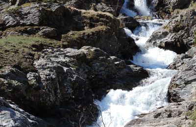 ma vidéo de la cascade de Holle à Gavarnie