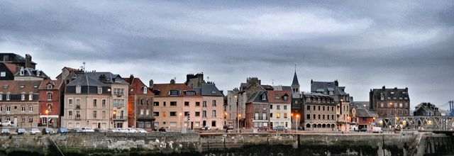 Tombée de la nuit sur Dieppe