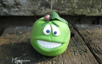 Pauvre pomme.