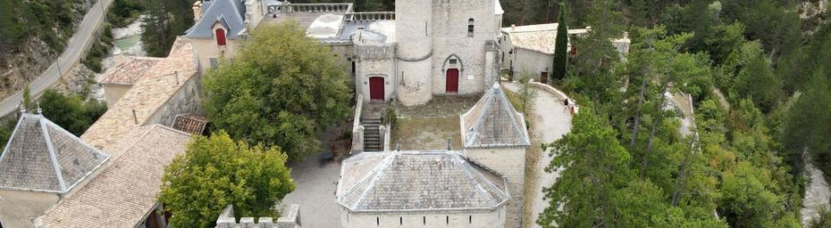 Le château d'Aulan, un joyau des Baronnies Provençales