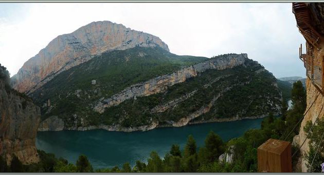 Randonnée au Congost de Mont-Rebei : panorama sur la rivière Noguera Ribagorçana vue du 1er "escalera" - Aragon/Catalogne - Espagne