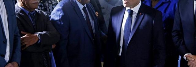 Nouvelle-Calédonie : après avoir tout cassé, Macron demande aux autres de réparer