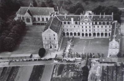 Les petits Séminaristes...Caen  juin 44