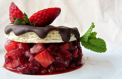 Tartare gourmand : Fraises, menthe & chocolat.