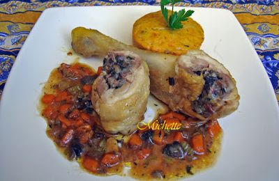 Cuisse de poulet désossée farcie, petits légumes, flan de potiron