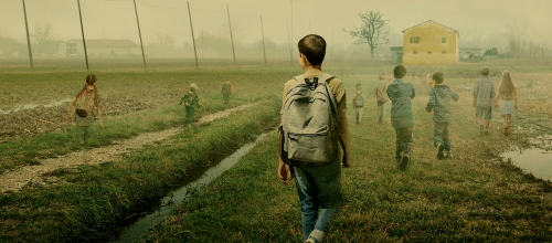 ➤ VELENO la ville des enfants perdus : critique + extraits (témoignages des enfants & psychologue)