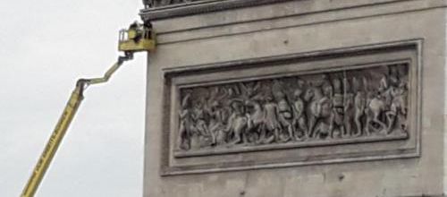 Préparatifs de l'empaquetage de l'arc de triomphe