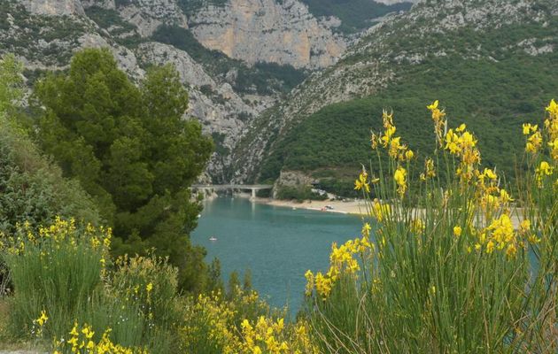 LAC  DE  SAINTE  CROIX