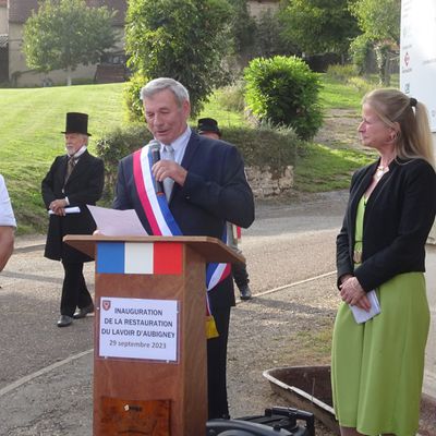 Inauguration du lavoir d'Aubigney 29 septembre 2023