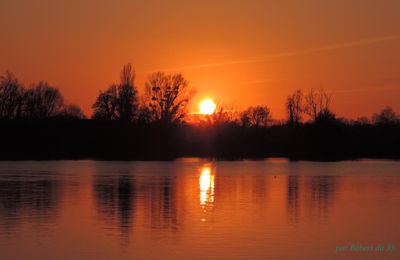 coucher de soleil sur la Dordogne