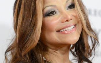 LATOYA ASSISTE A UN GALA DE CHARITE