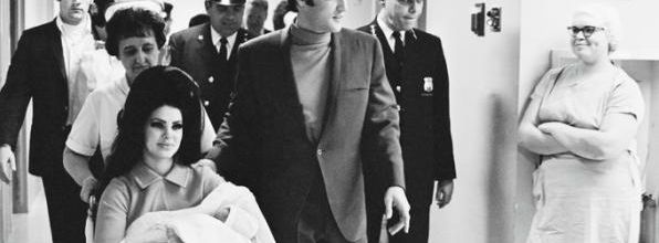 photo elvis-le petite lisa ..........................