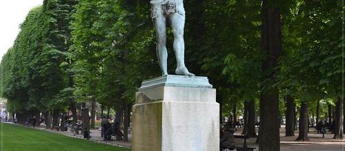 Jardin du Luxembourg : L'acteur grec (bronze, 1868) Charles BOURGEOIS