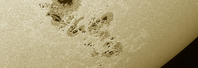 Le groupe de taches AR 3615 quitte la face visible du Soleil