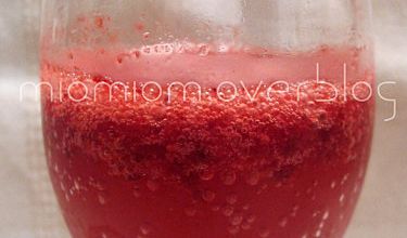 Cocktail aux fruits rouges (sans alcool... ou un tout petit peu !)