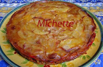 Gâteau de p de terre fondant à la tomate, aubergine et poivron