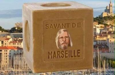 Lavez vous les mains au savon de Marseille