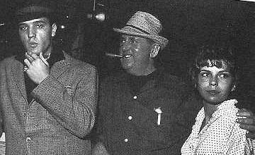photo Elvis -Parker et Nancy ... 