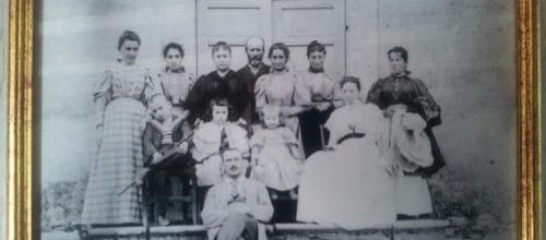 Photo de la famille Laborie à Dégagnazes vers 1890