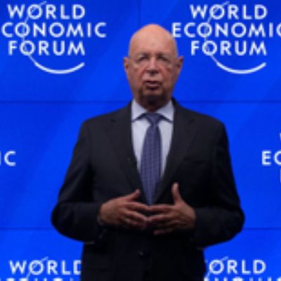 Forum de Davos : une lettre de dénonciation provoque la démission de Klaus Schwab