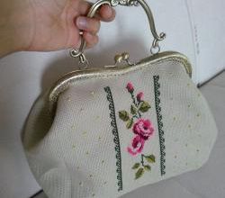 "Au pays" des sacs.