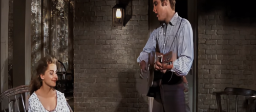 Elvis Presley — Love Me et photo couleurs love me tender 