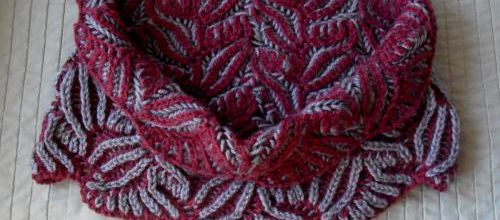 Damask cowl