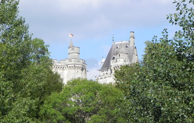 le donjon de VEZ dans l'Oise