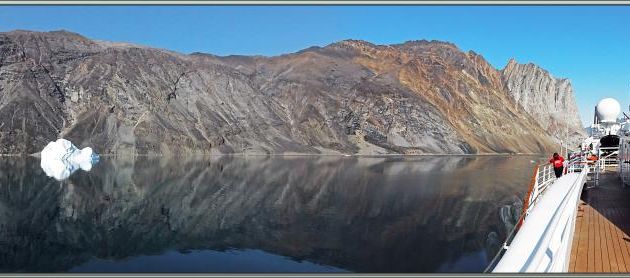 Navigation vers Ilulissat : miroirs - Chenal Inukavsait - Groenland