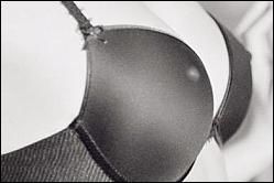 "Wonderbra nipples" : qui peut m'expliquer l'utilité de ce nouveau gadget ?