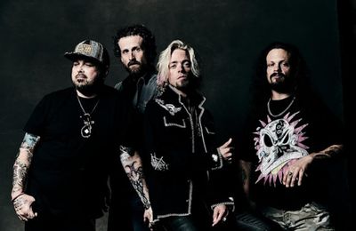 BLACK STONE CHERRY - "Celebrate" Clip