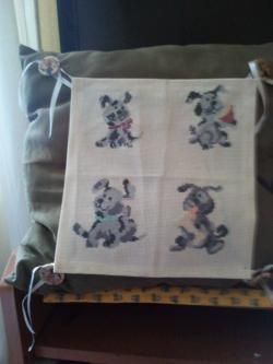 Un Coussin offert à ma belle-maman à Noël dernier.........