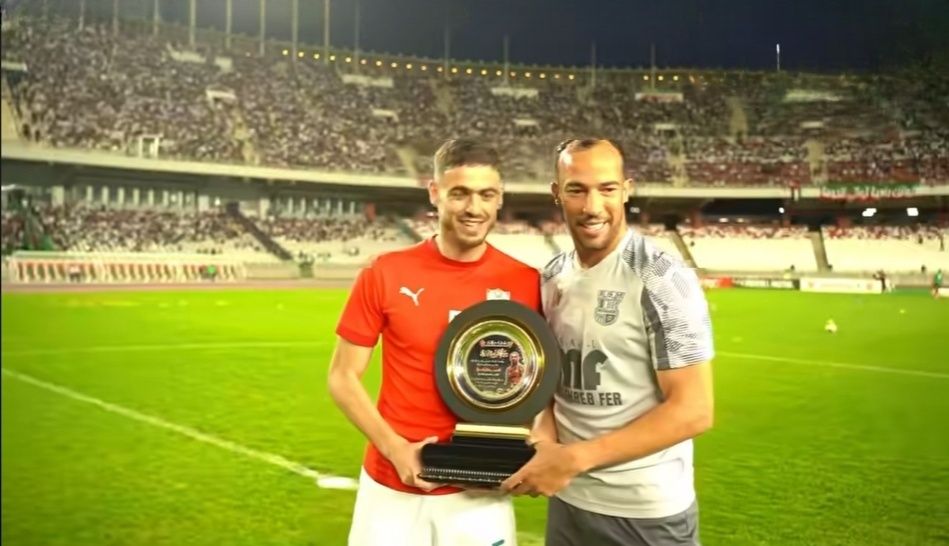 Jeudi 12.6.2025 Benlamri Djamel honoré avant MCA-ES Mostaganem 5-2