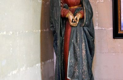 Château du Plessis-Bourré - La chapelle statues et décorations