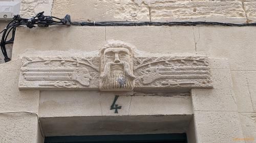 Tarascon  3 / 3
