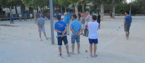 Belle aprés midi au concours de la fête de villeneuve 