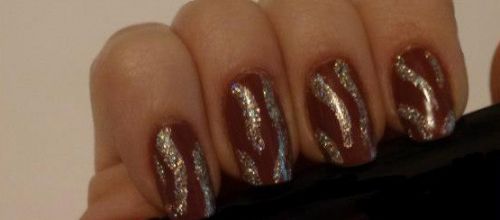 Nail Art de fêtes pailleté