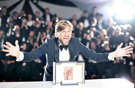 75e Festival de Cannes: Ruben Östlund remporte la Palme d’or
