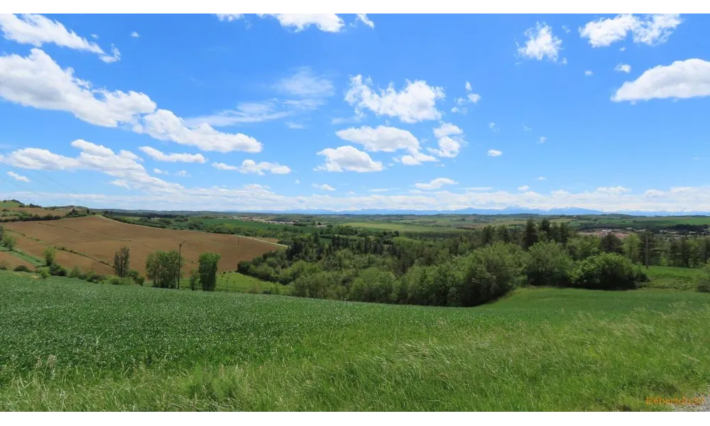 Vue à Salles sur L'Hers dans l'Aude