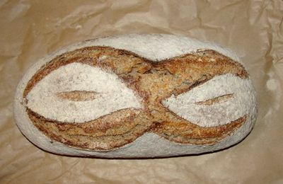 Du pain complet aux "Epis d'Antide" à Montliot...