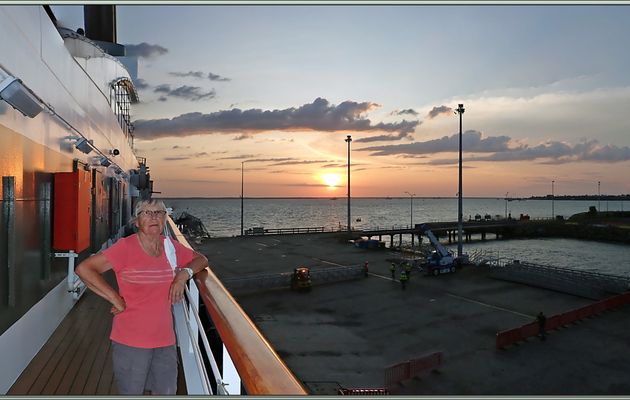 24 / 09 / 2022 : arrivée pour l'escale de Darwin (Australie), entre les croisières Kimberley et Papouasie - Papouasie-Nouvelle-Guinée
