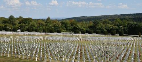 aujourd'hui, fin d'une des plus belles tueries organisée par certains, respect et souvenir...