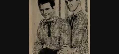 Jimmy Lee And Wayne Walker - Love Me